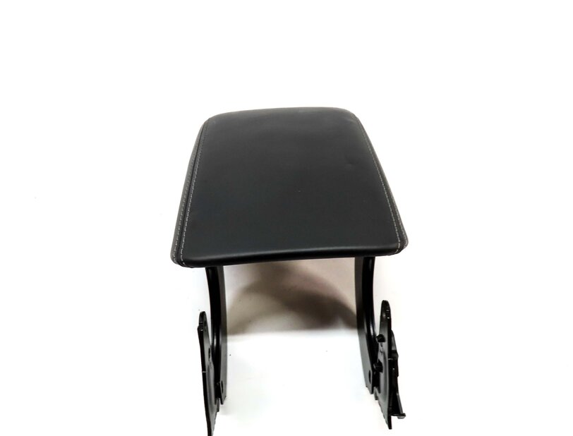 Thumbnail 5: 08-17 AUDI A4 S4 A5 S5 RS5 (B8 8K 8T) FRONT CENTER CONSOLE ARM REST LID (BLACK)