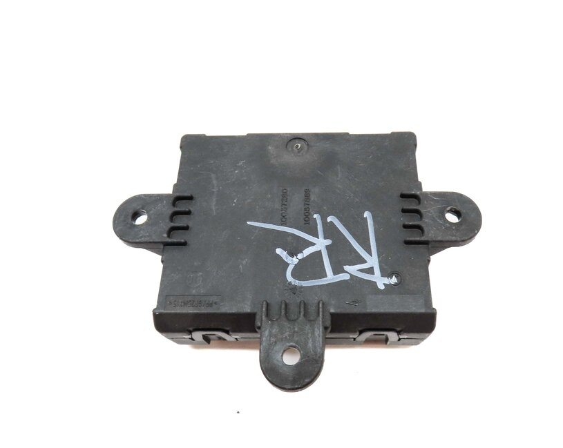Thumbnail 5: 2014-2015 RANGE ROVER SPORT (L405 L494) LEFT or RIGHT REAR DOOR CONTROL MODULE
