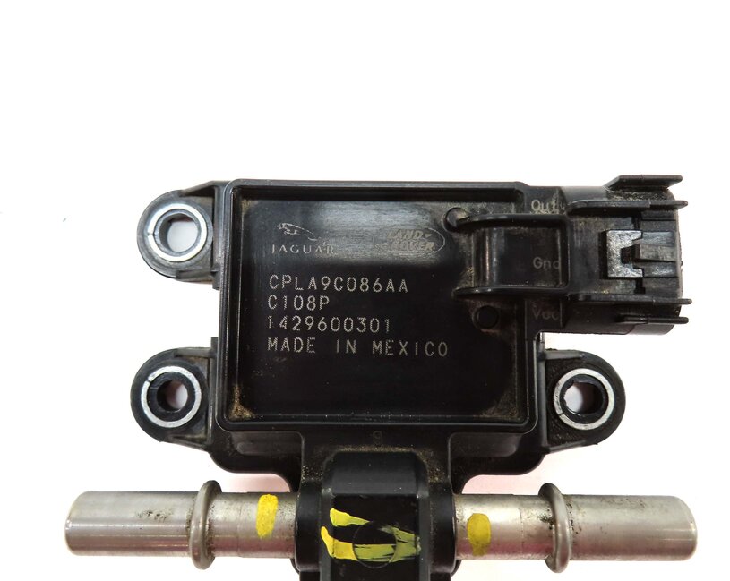 Thumbnail 4: 2015 LAND RANGE ROVER (L405) FLEX FUEL GAS PRESSURE SENSOR MODULE CPLA9C086AA
