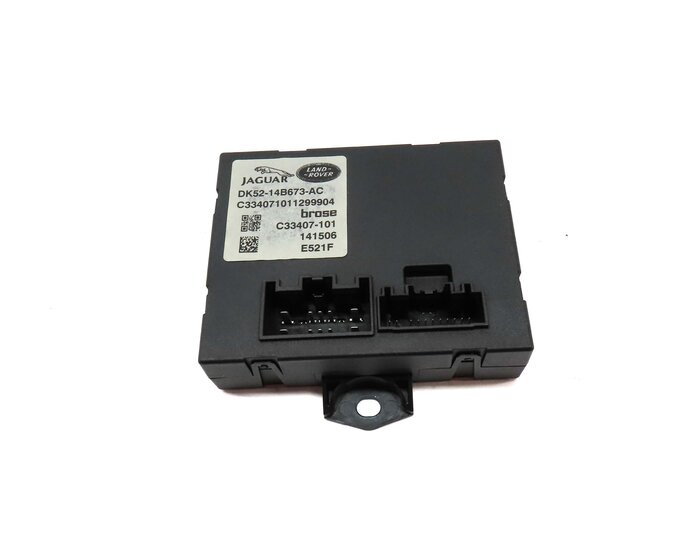 Thumbnail 2: 2015 LAND RANGE ROVER (L405) LOWER TRUNK TAILGATE CONTROL MODULE DK5214B673AC