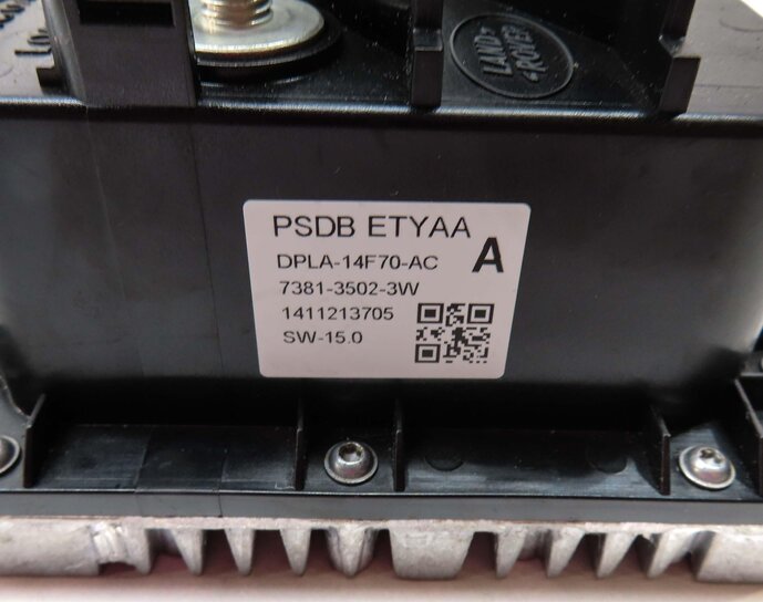 Thumbnail 4: 2015 LAND RANGE ROVER (L405) POSITIVE POWER DISTRIBUTION CONTROL MODULE