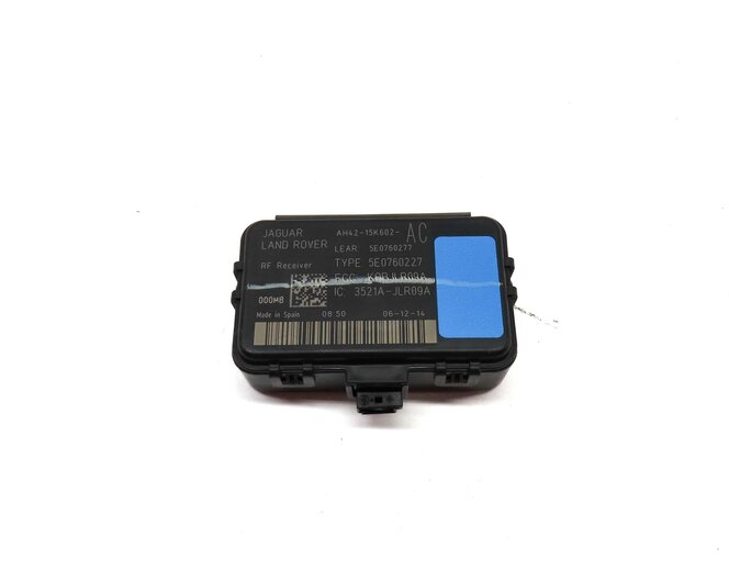 Thumbnail 2: 2015 LAND RANGE ROVER (L405) KEYLESS ENTRY RECEIVER MODULE AH4215K602AC