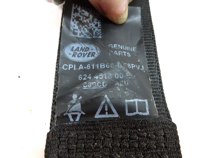 Thumbnail 5: 2015 LAND RANGE ROVER (L405) REAR 2ND ROW LEFT SEATBELT RETRACTOR (BLACK)