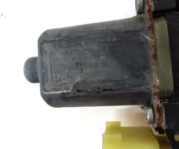 Thumbnail 6: 2015 LAND RANGE ROVER (L405) REAR RIGHT DOOR WINDOW MOTOR 0130822783