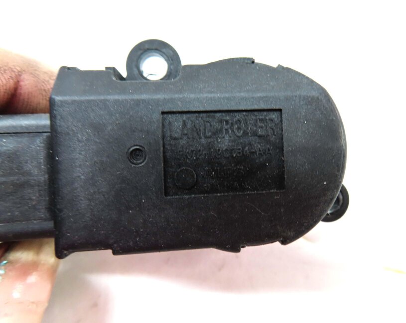 Thumbnail 6: 2015 LAND RANGE ROVER (L405) AIR TEMPERATURE SENSOR FK7219C734AA