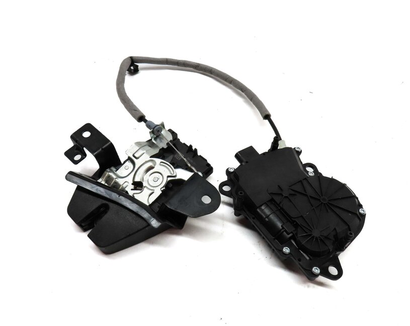 Thumbnail 4: 2015 LAND RANGE ROVER L405 HATCH TRUNK TAILGATE REAR RIGHT LOCK LATCH & ACTUATOR