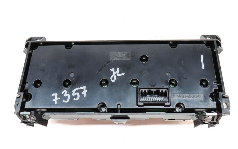Thumbnail 5: 2014-2015 RANGE ROVER SPORT (L494) REAR HEATER A/C TEMPERATURE CONTROL (HEATED)