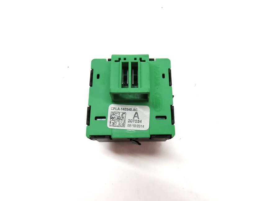 Thumbnail 5: 2015 LAND RANGE ROVER (L405) REAR SEAT FOLDING FOLD SWITCH BUTTON CPLA14D340AC
