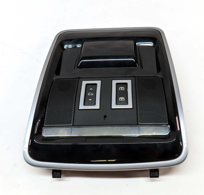 Thumbnail 2: 2015 LAND RANGE ROVER (L405) FRONT CENTER ROOF PRIMARY DOME LIGHT (BLACK)