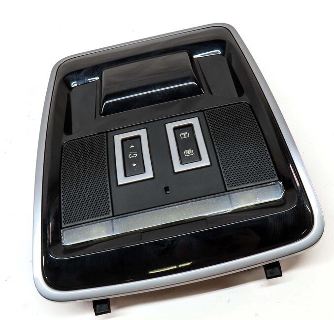 Thumbnail 3: 2015 LAND RANGE ROVER (L405) FRONT CENTER ROOF PRIMARY DOME LIGHT (BLACK)