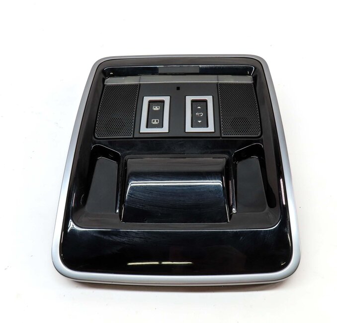 Thumbnail 5: 2015 LAND RANGE ROVER (L405) FRONT CENTER ROOF PRIMARY DOME LIGHT (BLACK)