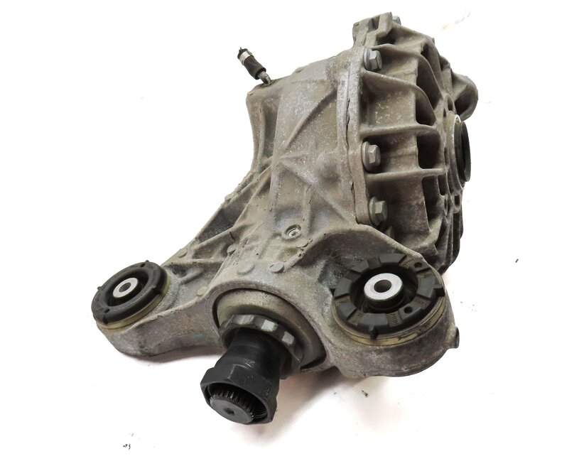 Thumbnail 4: 2013-2016 RANGE ROVER (L405) 5.0L SUPERCHARGED - REAR DIFFERENTIAL (3.31 RATIO)