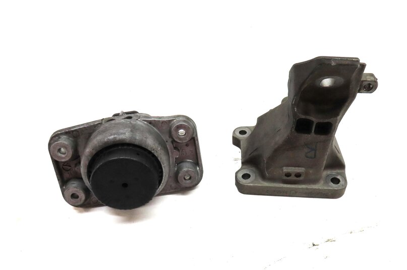 Thumbnail 2: 2015 LAND RANGE ROVER (L405) 5.0L SUPER RIGHT ENGINE MOTOR MOUNT BRACKET SET 2