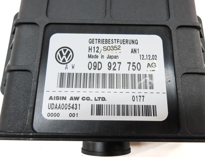 Thumbnail 4: 2004 PORSCHE CAYENNE (955) 4.5L AUTO AUTOMATIC TRANSMISSION CONTROL MODULE