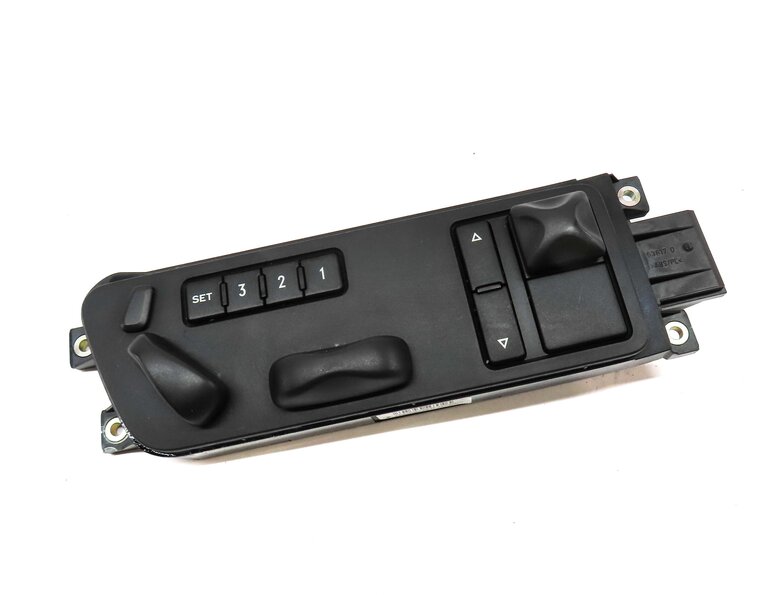 Thumbnail 3: 2004 PORSCHE CAYENNE (955) FRONT RIGHT PASSENGER SEAT ADJUST SWITCH w/ MEMORY