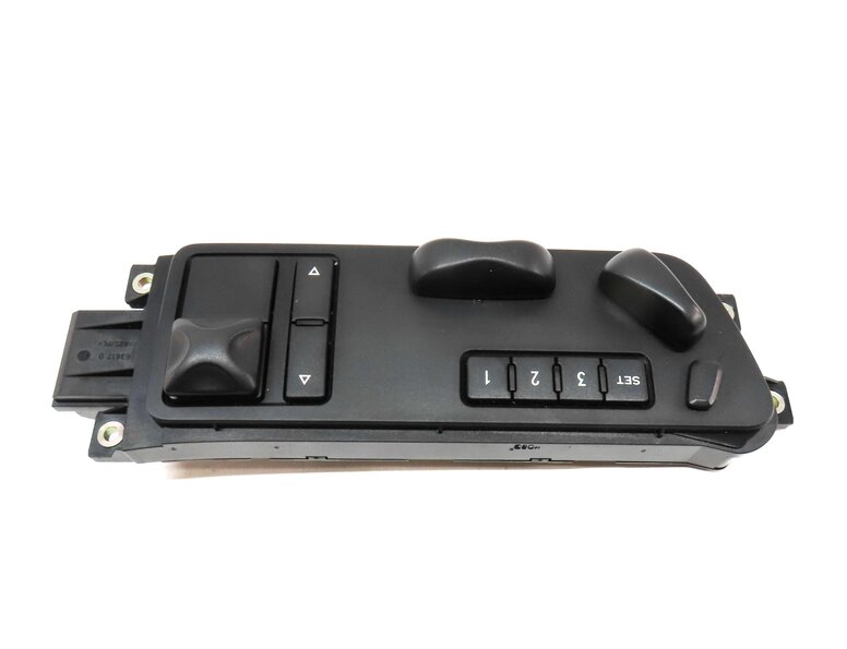 Thumbnail 4: 2004 PORSCHE CAYENNE (955) FRONT RIGHT PASSENGER SEAT ADJUST SWITCH w/ MEMORY
