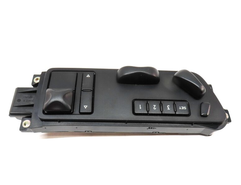 Thumbnail 5: 2004 PORSCHE CAYENNE (955) FRONT RIGHT PASSENGER SEAT ADJUST SWITCH w/ MEMORY