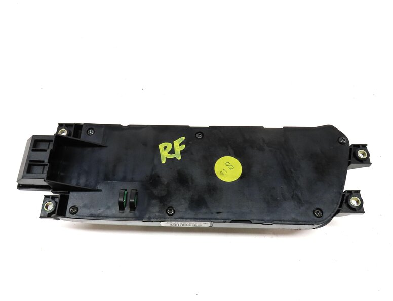 Thumbnail 6: 2004 PORSCHE CAYENNE (955) FRONT RIGHT PASSENGER SEAT ADJUST SWITCH w/ MEMORY