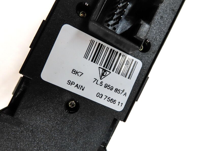 Thumbnail 7: 2003-2010 PORSCHE CAYENNE (955 957) LEFT FRONT DRIVER DOOR WINDOW SWITCH (GREY)
