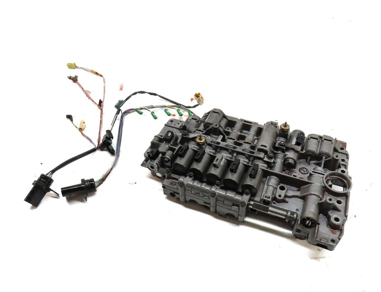 2003-2006 PORSCHE CAYENNE (955) 3.2L / 4.5L TURBO TRANSMISSION VALVE BODY