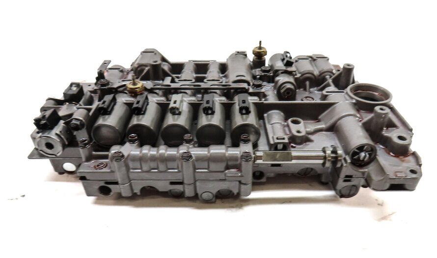 Thumbnail 7: 2003-2006 PORSCHE CAYENNE (955) 3.2L / 4.5L TURBO TRANSMISSION VALVE BODY