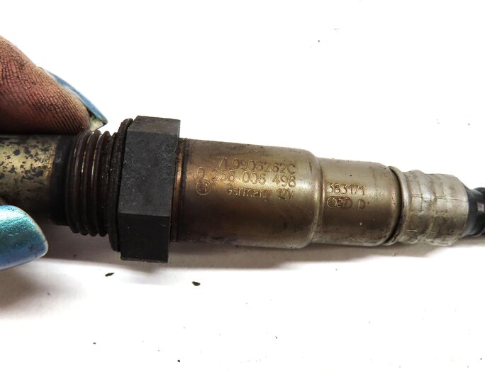 Thumbnail 6: 2004 PORSCHE CAYENNE (955) 4.5L M48 NON-TURBO PRE POST CAT O2 OXYGEN SENSOR SET4