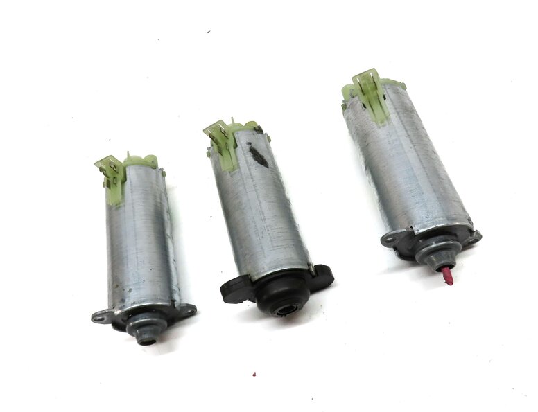 Thumbnail 3: 2004 PORSCHE CAYENNE (955) FRONT RIGHT PASSENGER SEAT ADJUST MOTOR SET 3