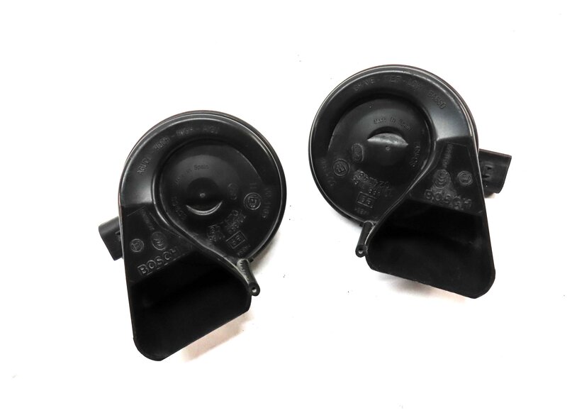 Thumbnail 3: 2007-2015 AUDI Q7 R8 (4L 4S) HIGH & LOW TONE HORN SET-2