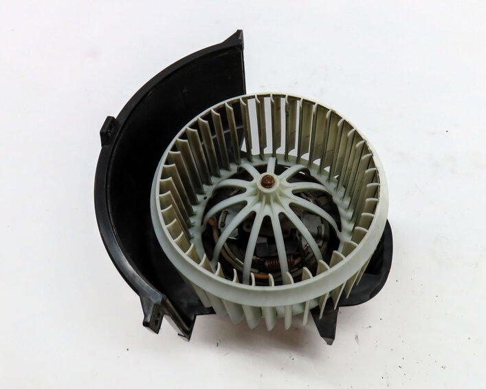 Thumbnail 4: 2011-2015 AUDI Q7 (4L) FRONT HVAC HEATER A/C BLOWER FAN MOTOR (w/o RESISTOR)