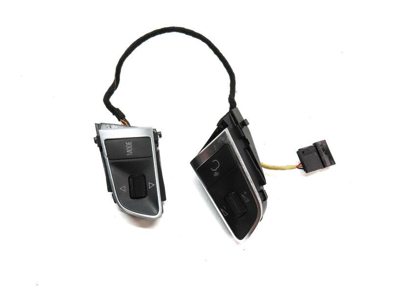 2011 AUDI Q7 (4L) DRIVER STEERING WHEEL LEFT & RIGHT SWITCH BUTTON SET 2 (BLACK)