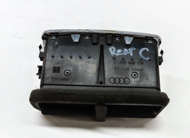 Thumbnail 4: 2011 AUDI Q7 (4L) REAR CENTER CONSOLE A/C HEATER AIR VENT (BLACK & SILVER)