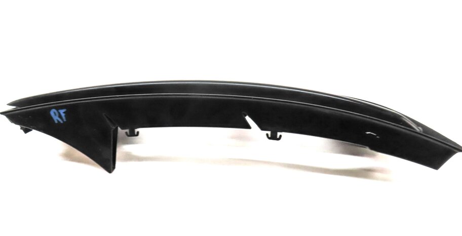 Thumbnail 4: 2011 AUDI Q7 (4L) FRONT RIGHT PASSENGER LOWER BUMPER TRIM PANEL AIR VENT (BLACK)