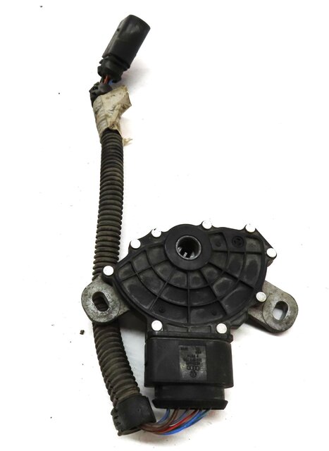 Thumbnail 4: 2011 AUDI Q7 (4L) 3.0L DIESEL AUTO TRANSMISSION NEUTRAL SAFETY SWITCH w/ HARNESS