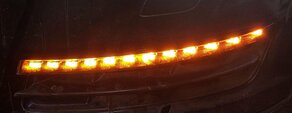 Thumbnail 2: 2010-2015 AUDI Q7 (4L) LEFT FRONT DRIVER TURN SIGNAL LED MARKER LIGHT LAMP