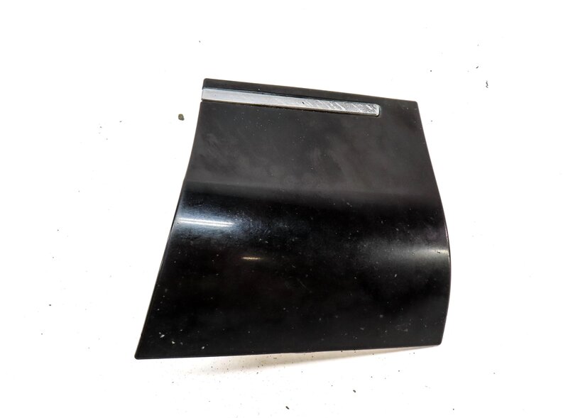 Thumbnail 4: 2011 AUDI Q7 (4L) FRONT RIGHT PASSENGER CORNER FENDER MOULDING TRIM (ORCA BLACK)