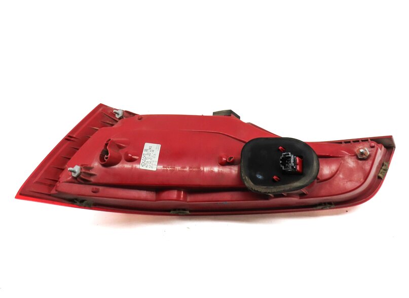 Thumbnail 5: 2010-2015 AUDI Q7 (4L) REAR LEFT DRIVER TAILLIGHT BRAKE LIGHT LAMP (LED)