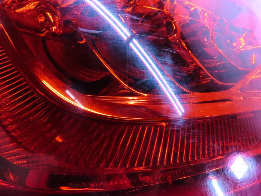 Thumbnail 9: 2010-2015 AUDI Q7 (4L) REAR LEFT DRIVER TAILLIGHT BRAKE LIGHT LAMP (LED)