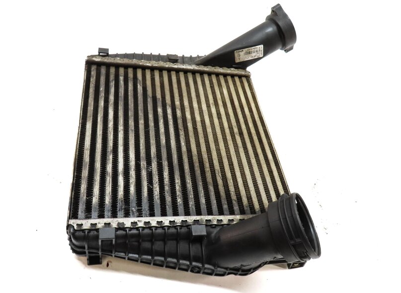 Thumbnail 4: 2009-2016 VW TOUAREG AUDI Q7 (4L) 3.0L TDI TURBO DIESEL ENGINE LEFT INTERCOOLER