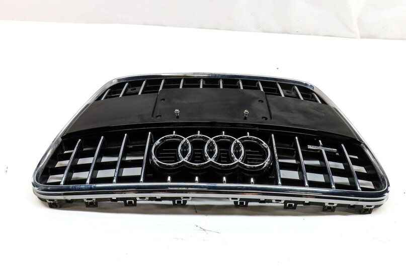 Thumbnail 4: 2010-2015 AUDI Q7 (4L) FRONT MAIN CENTER HOOD GRILLE AIR VENT TRIM (BLACK)