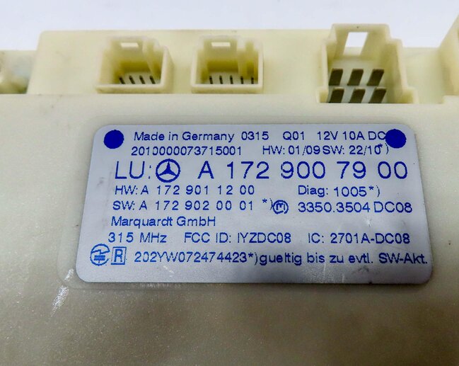 Thumbnail 4: 10-15 MERCEDES C300 C350 E350 E550 GLK250 GLK350 CLS550 SLK350 KEYLESS GO MODULE