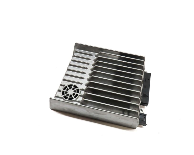 08-13 MERCEDES C300 C350 C63 E350 E550 E63 GLK3450 CLS550 HARMAN AUDIO AMPLIFIER