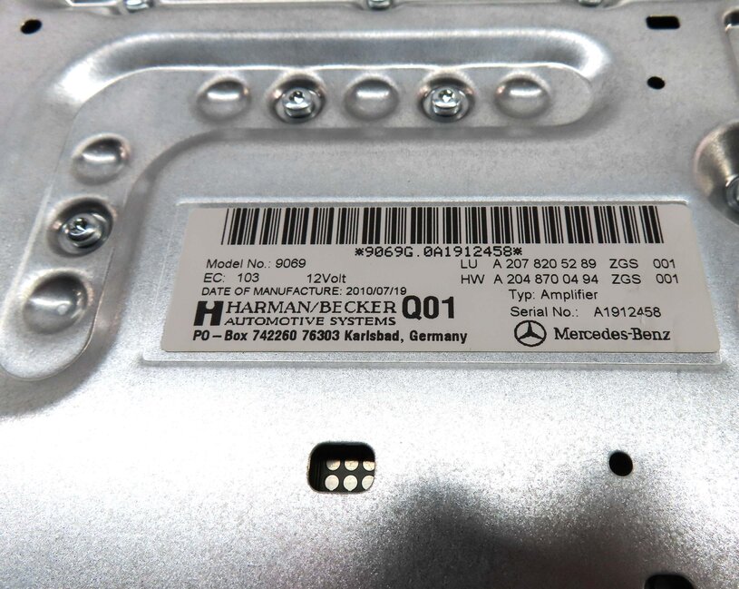 Thumbnail 6: 08-13 MERCEDES C300 C350 C63 E350 E550 E63 GLK3450 CLS550 HARMAN AUDIO AMPLIFIER