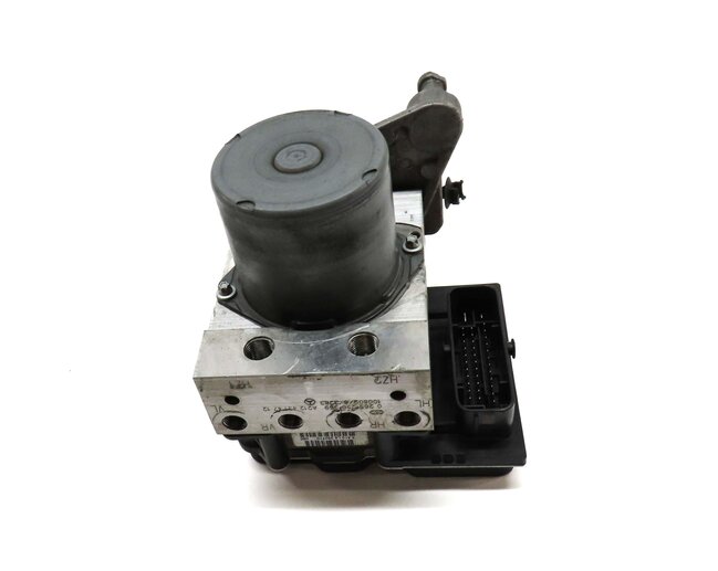 Thumbnail 2: 11-12 MERCEDES BENZ E350 E550 W207 W212 ABS BRAKE PUMP w/ MODULE (w/o ADAPTIVE)