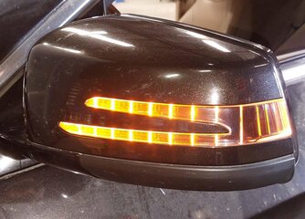 Thumbnail 2: 11-13 MERCEDES E350 E550 (W207) COUPE CONVERTIBLE - LEFT DOOR MIRROR (BLACK)