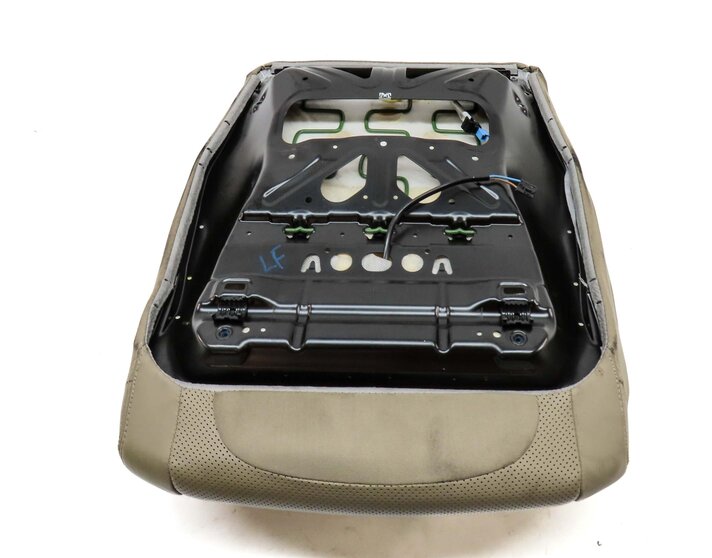 Thumbnail 5: 10-17 COUPE CONV E CLASS W207 LEFT LOWER STANDARD HEATED VENT SEAT CUSHION BEIGE