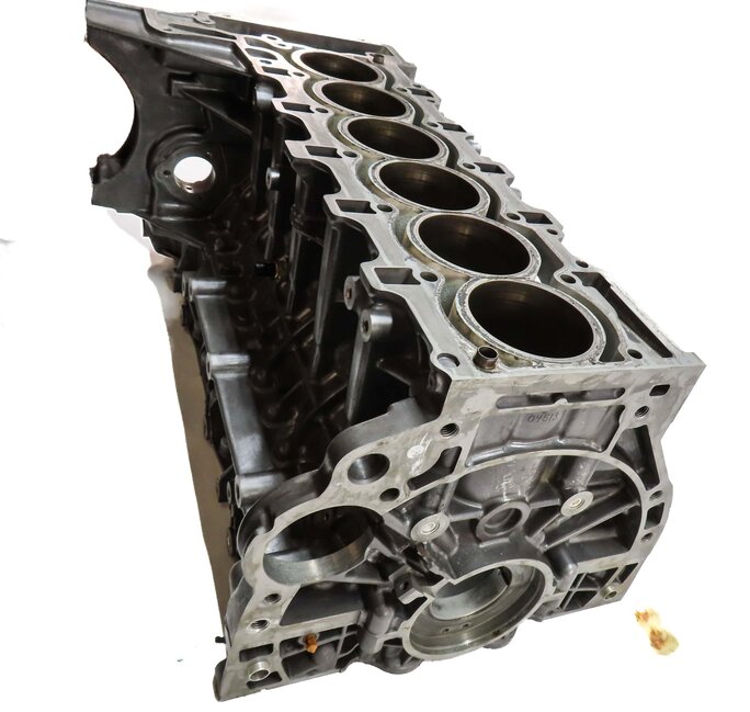 Thumbnail 3: 10-12 BMW 135i 335i 535i X3 X5 (E90 F10 E70 E71) 3.0L N55 ENGINE CYLINDER BLOCK