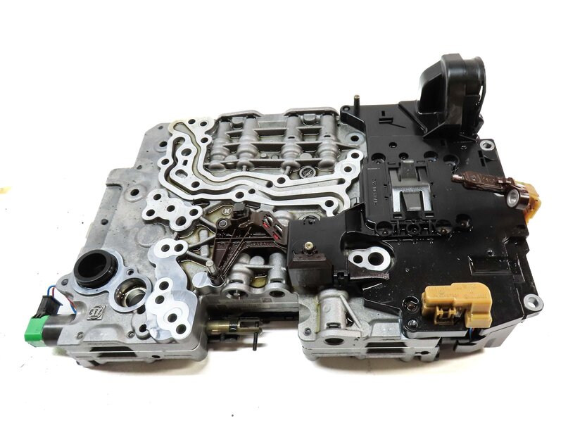 Thumbnail 2: 10-11 BMW 535i 535iGT (F07 F10) 3.0L - 8HP-45 AUTOMATIC TRANSMISSION VALVE BODY