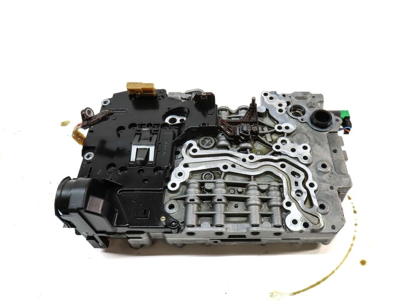 Thumbnail 4: 10-11 BMW 535i 535iGT (F07 F10) 3.0L - 8HP-45 AUTOMATIC TRANSMISSION VALVE BODY