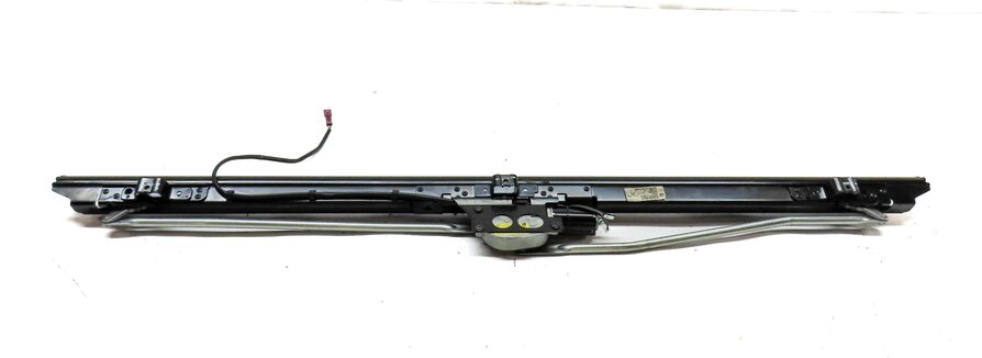 Thumbnail 5: 2011-2016 BMW 528i 535i 550i M5 (F10) REAR BACK GLASS ELECTRIC SUNSHADE w/ MOTOR