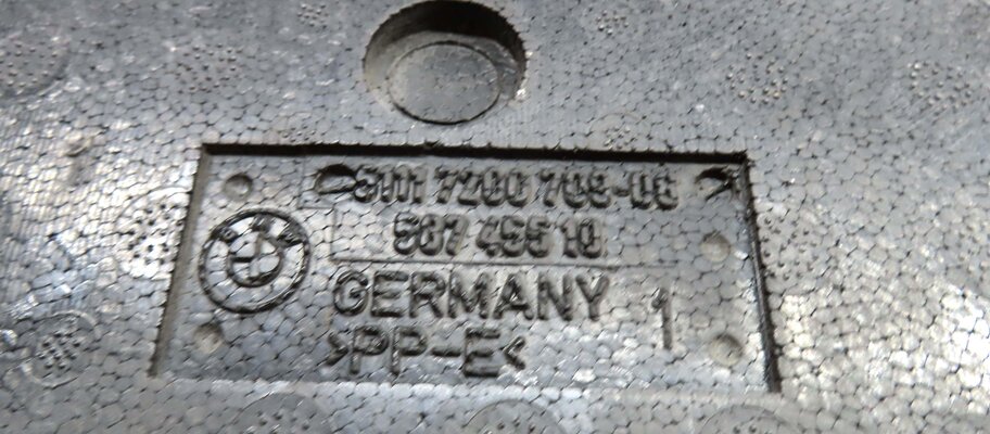 Thumbnail 7: 11-16 BMW 528i 535i 550i M5 F10 FRONT BUMPER REINFORCEMENT CRASH IMPACT BAR BEAM